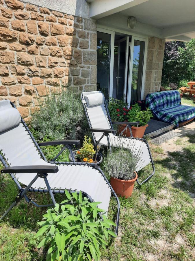 Les Coteaux De Planeze, Maison Et Jardin Dans Le Lot! Chambres Chez L'Habitant! Belmont-Bretenoux Kültér fotó